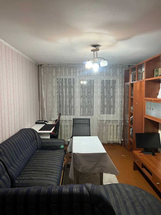 Сдаётся 3 комнатная квартира.