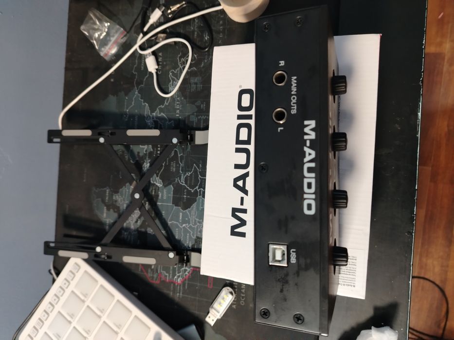 Звуковая карта M-Audio fast track duo
