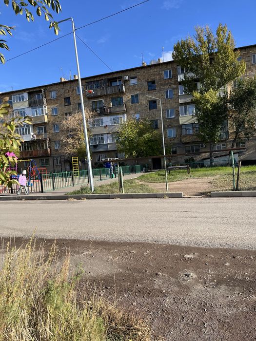 Продаётся 3х комнатная квартира в г. Шахтинске