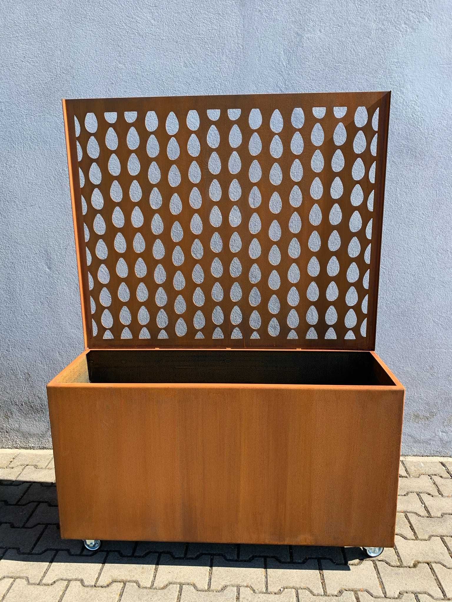 Jardiniere, ghivece si produse la comanda din otel CORTEN
