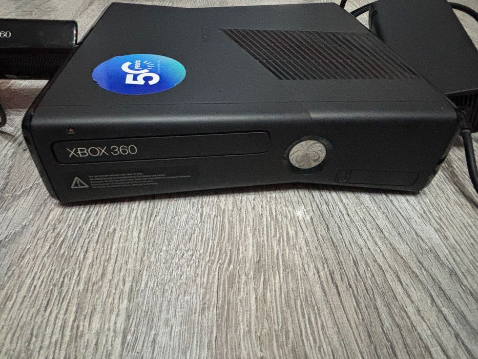 Xbox 360 с много игри