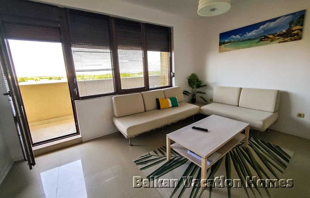 Добре поддържан апартамент в престижен голф комплекс близо до Балчик.