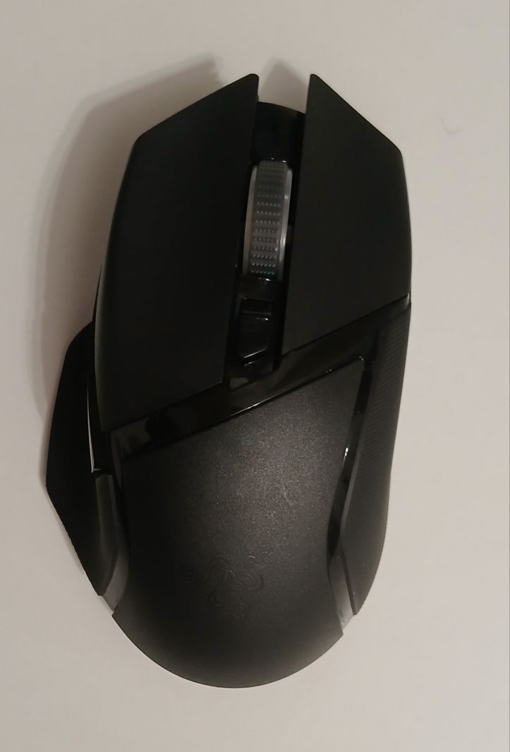 Мишка Razer basilisk v3 x hyperspeed