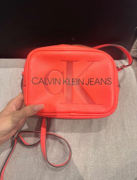 Дамска чанта Calvin Klein
