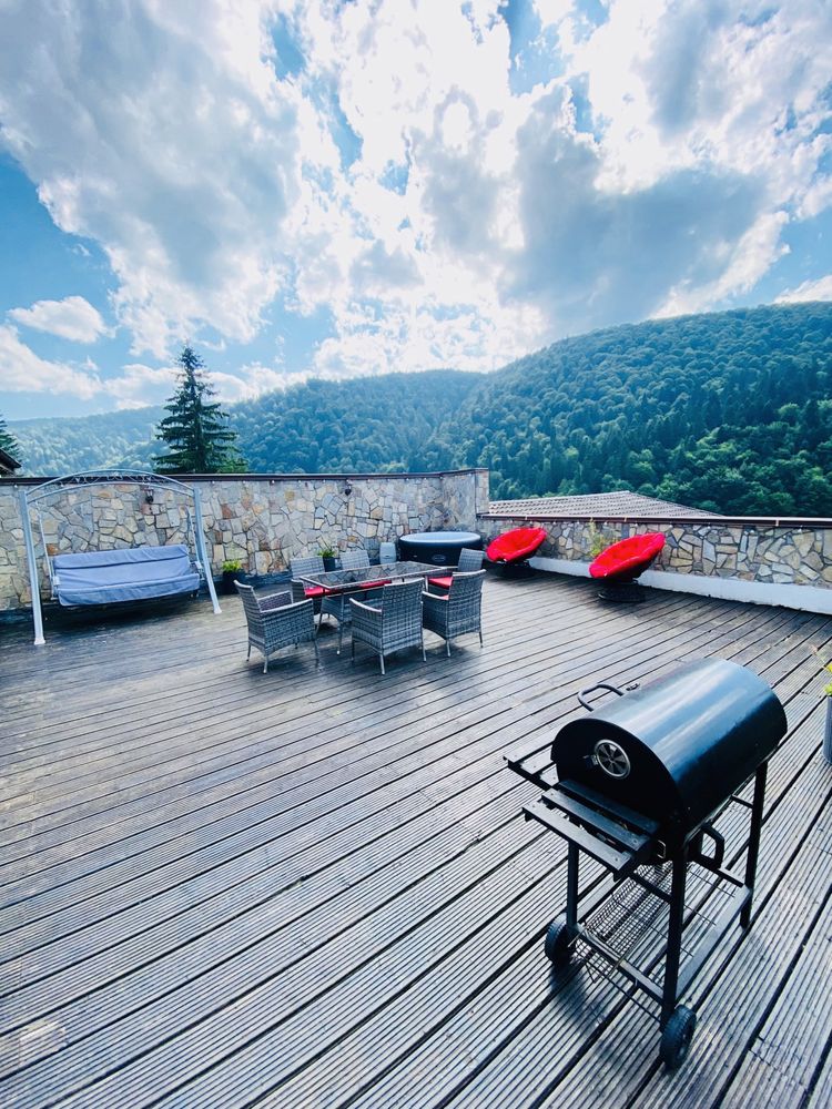 Vand apartament situat in Predeal