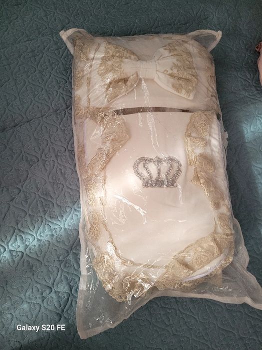 Продам конверт на выписку