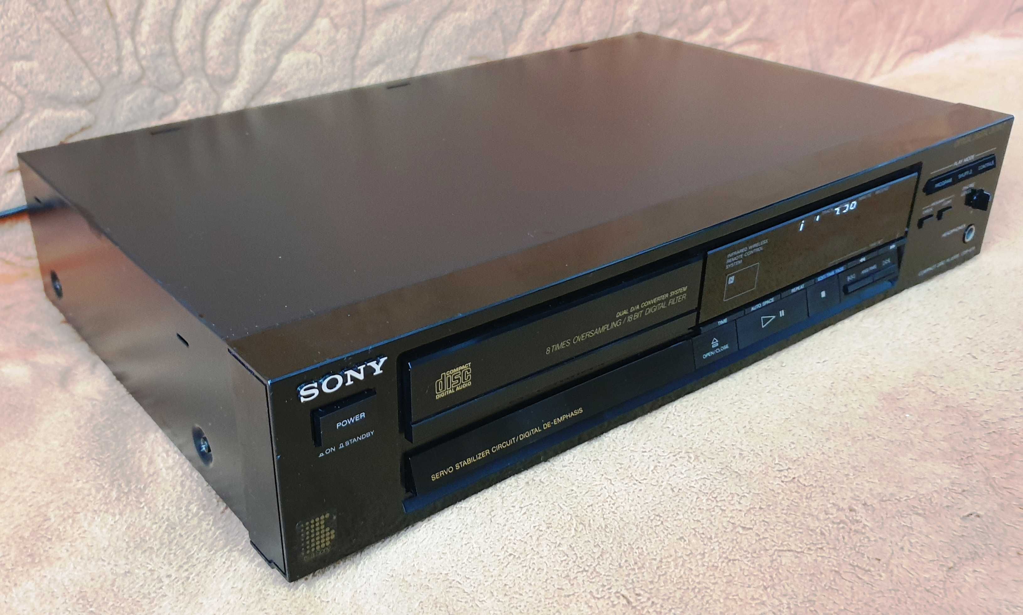 Sony CDP-670 CD player cu dual convertor