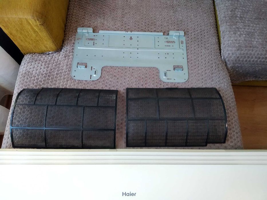 Климатик Haier HSU - 18RE03/R2