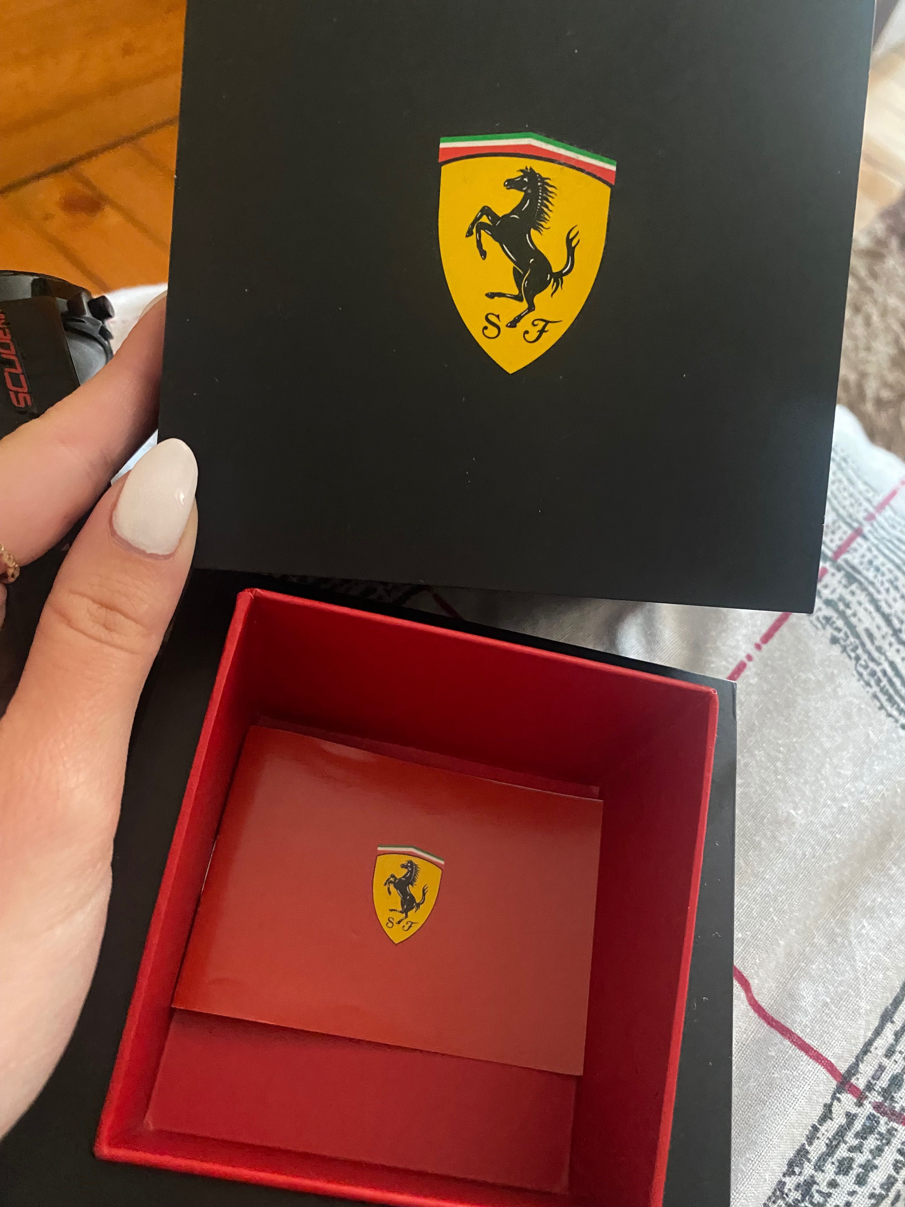 Мъжки часовник Ferrari scuderia