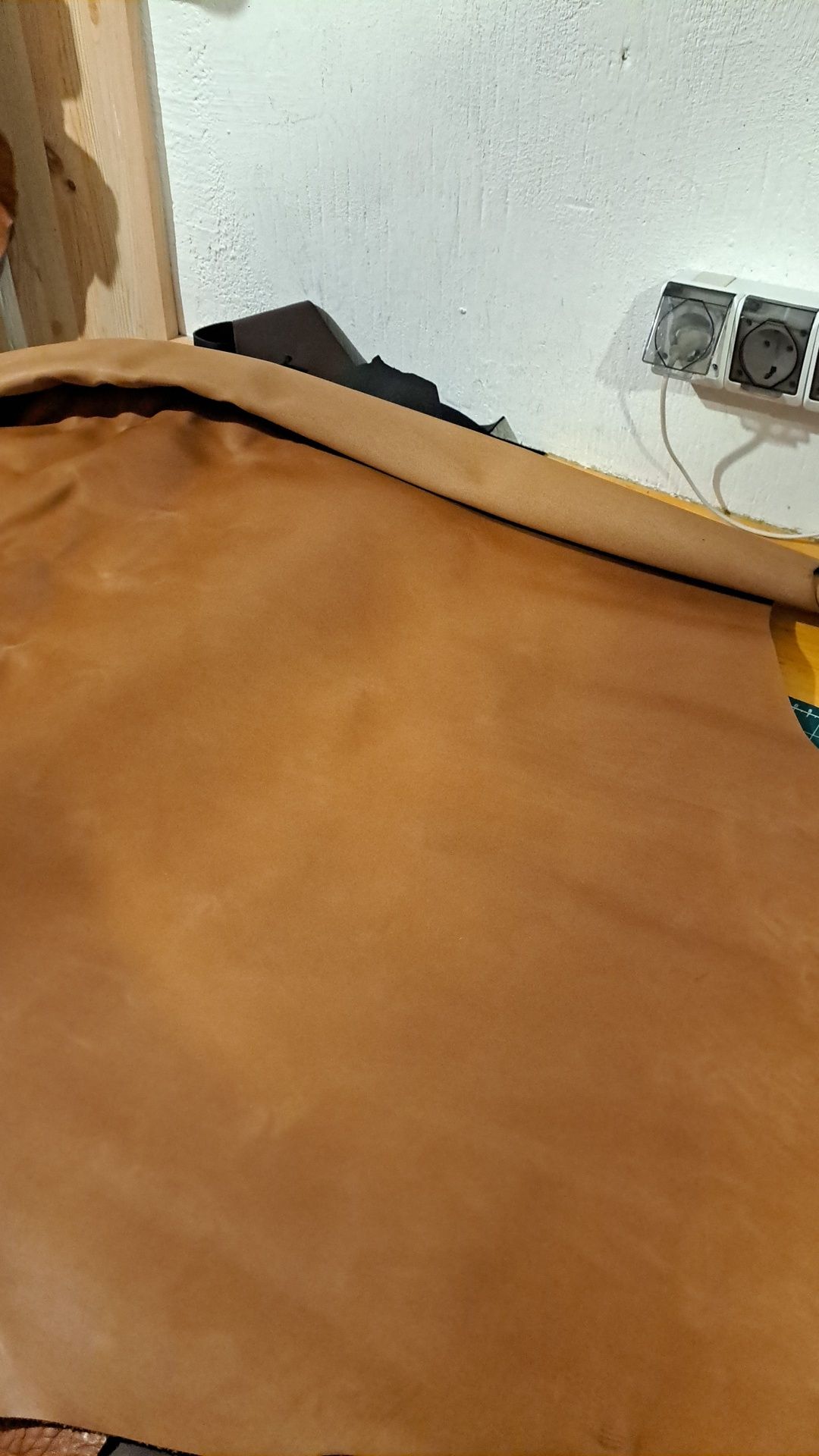 Piele naturala tabacita, la metru, marochinarie, leather handmade