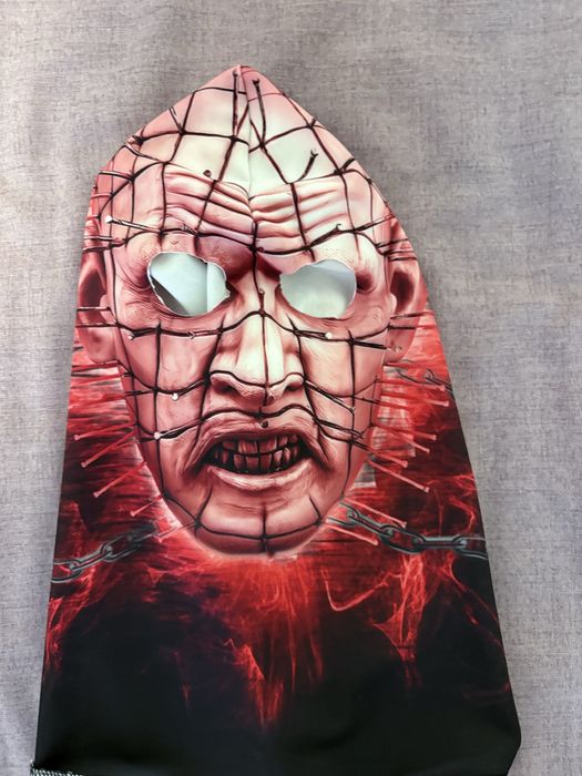 Продавам маска цска