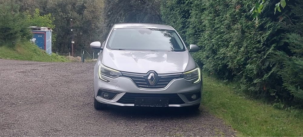 Renault Megane 2016/1,5dci/110cp/navigatie/xenon/ stare super/euro6