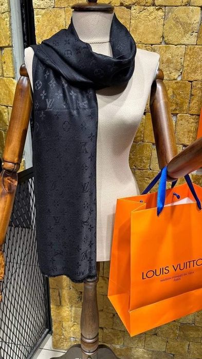 Esarfe/saluri unisex, două fețe,saculet, etichetă