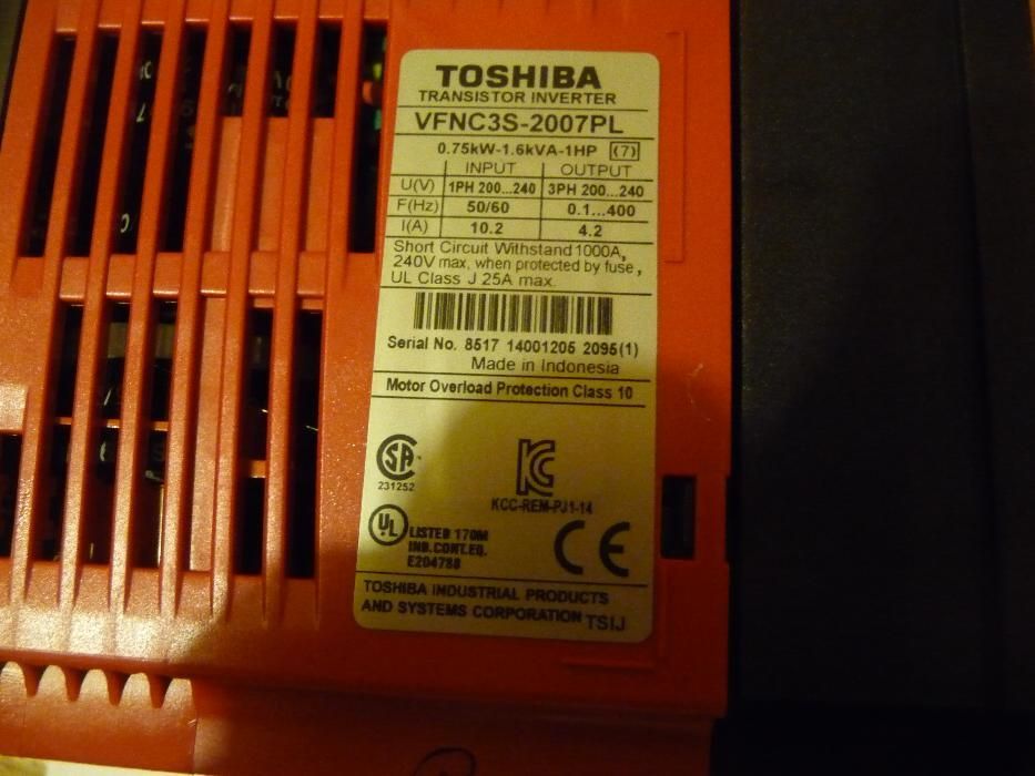 Честотен регулатор(инвертор) TOSHIBA VFNC3S-2007PL - 0,75kW/2000V