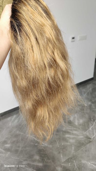 Vand peruca naturala, blond miere , cu bentita