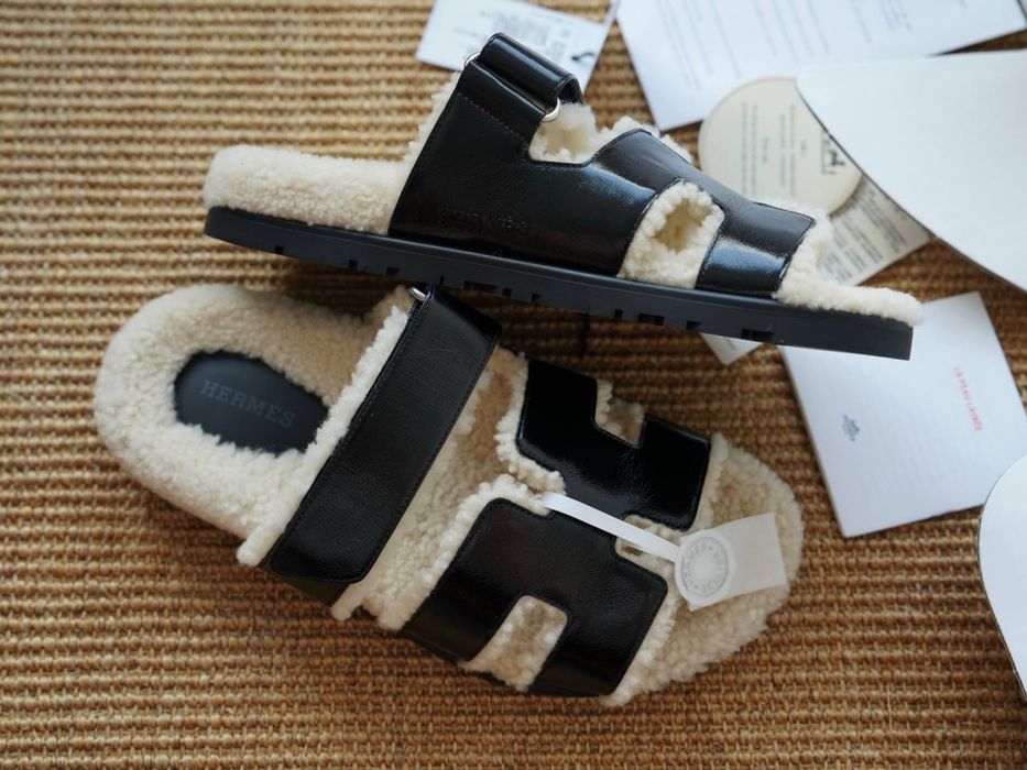 Papuci Hermes Chypre