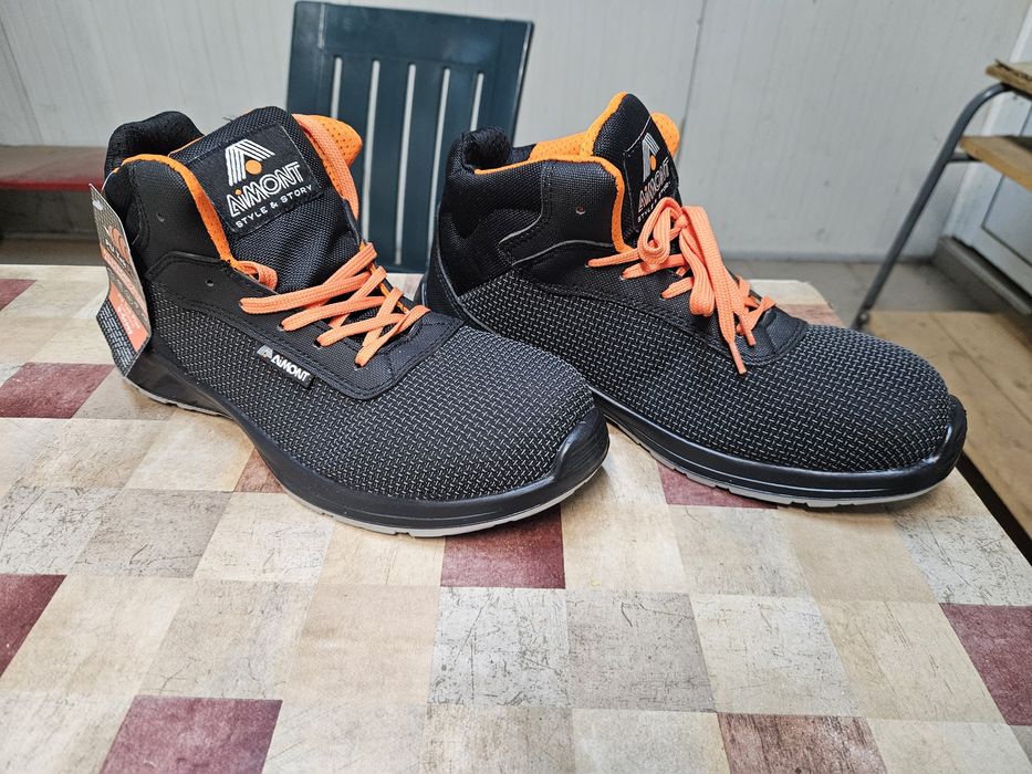 Обувки чисто нови със метал от пред!