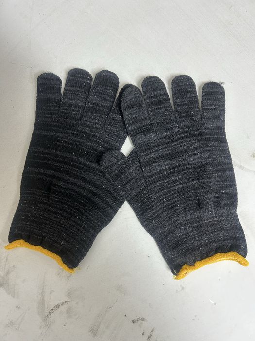 Продается рабочие перчатки по 120 тг, качество отличное