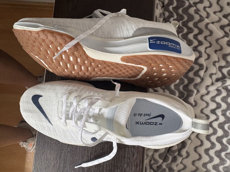 Adidasi nike zoomx nr 43
