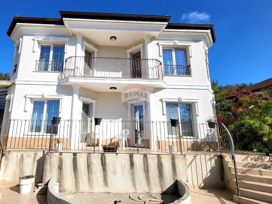 Продава се Къща в Варна, Виница - 199 кв.м за 1499 €/кв.м - Снимка #1