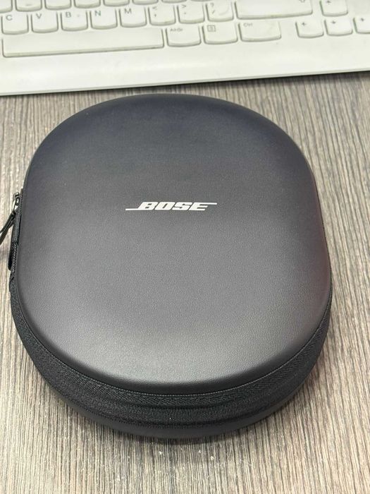 Hope Amanet P4 / Casti QUIETCOMFORT Ultra