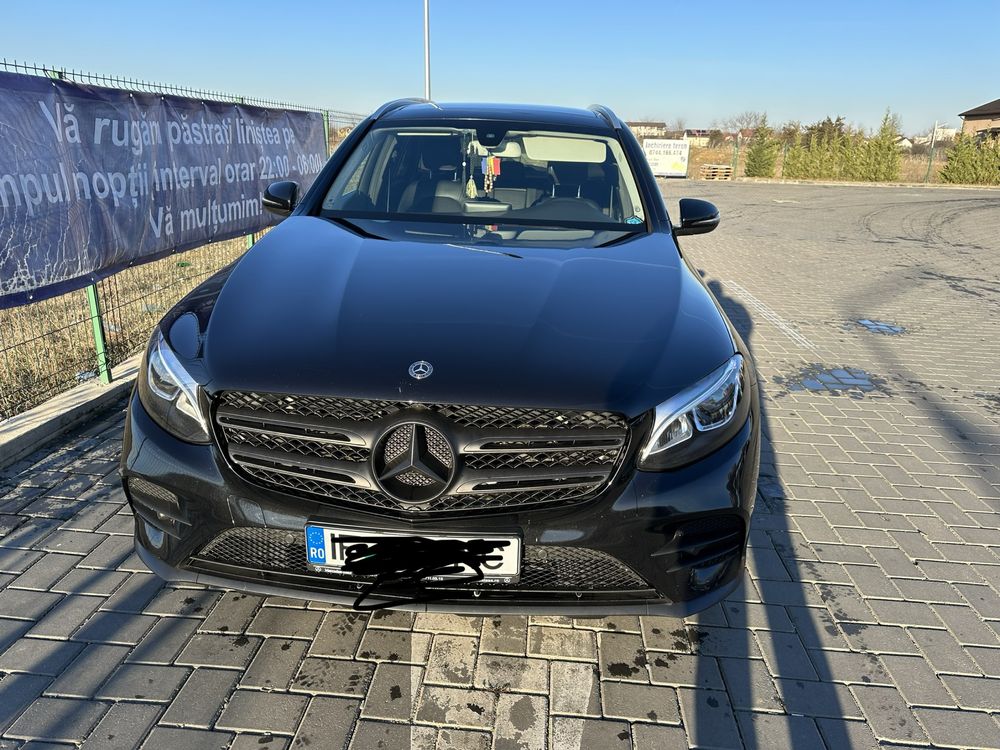 Mercedes GLC 220d-9G pachet AMG, 2018 luna10,panoramic,audio Burmester