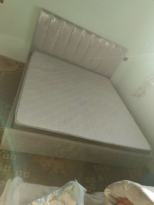 Кровать новый 180-200