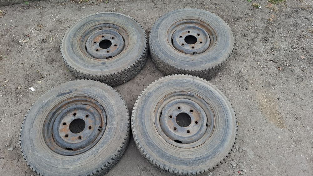 set 4 roti jante si cauciucuri R15, JR 78-15 LT M+S, 215R 15C 111L