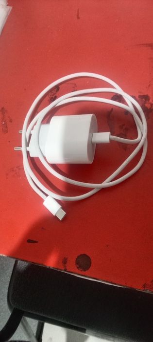 Айфон Оригинальный блок питания и кабель