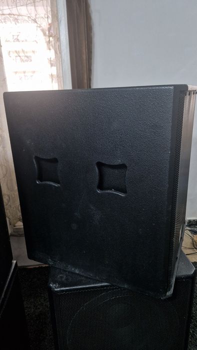 Vand doi basii bluetech 18 inch!