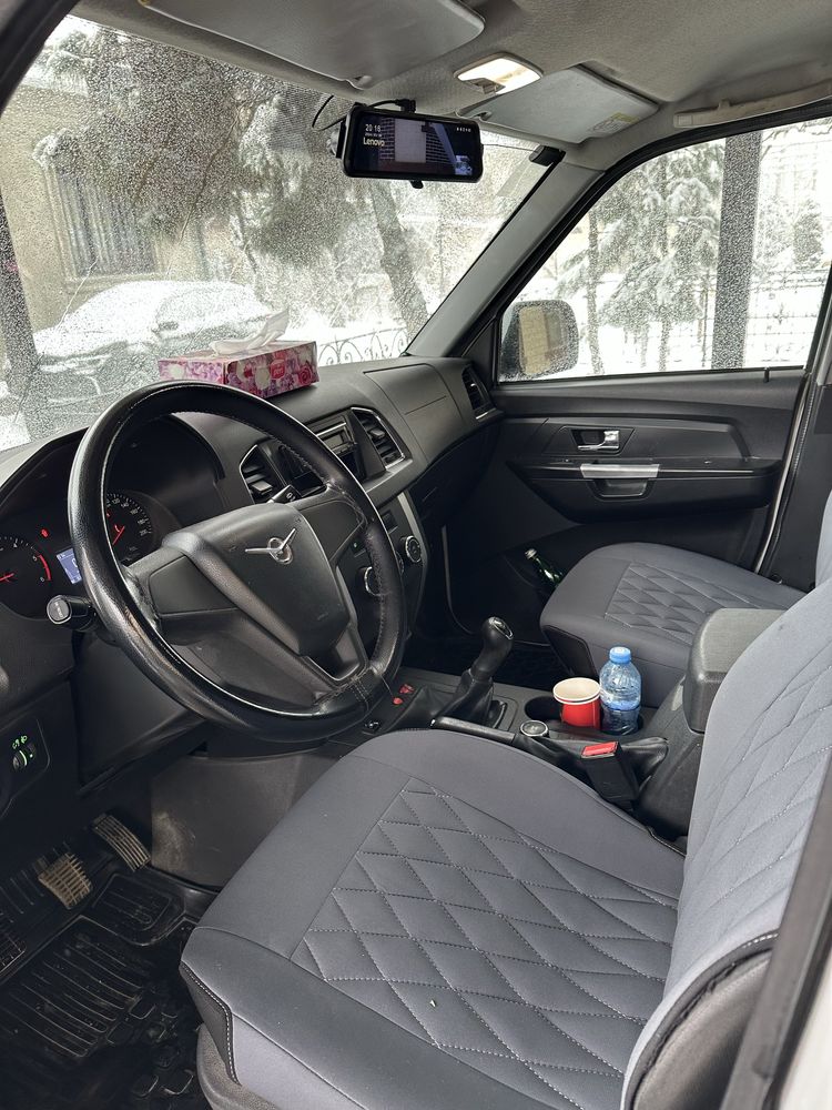 УАЗ патриот ( UAZ Patriot ) 2017 года в идеальном состоянии