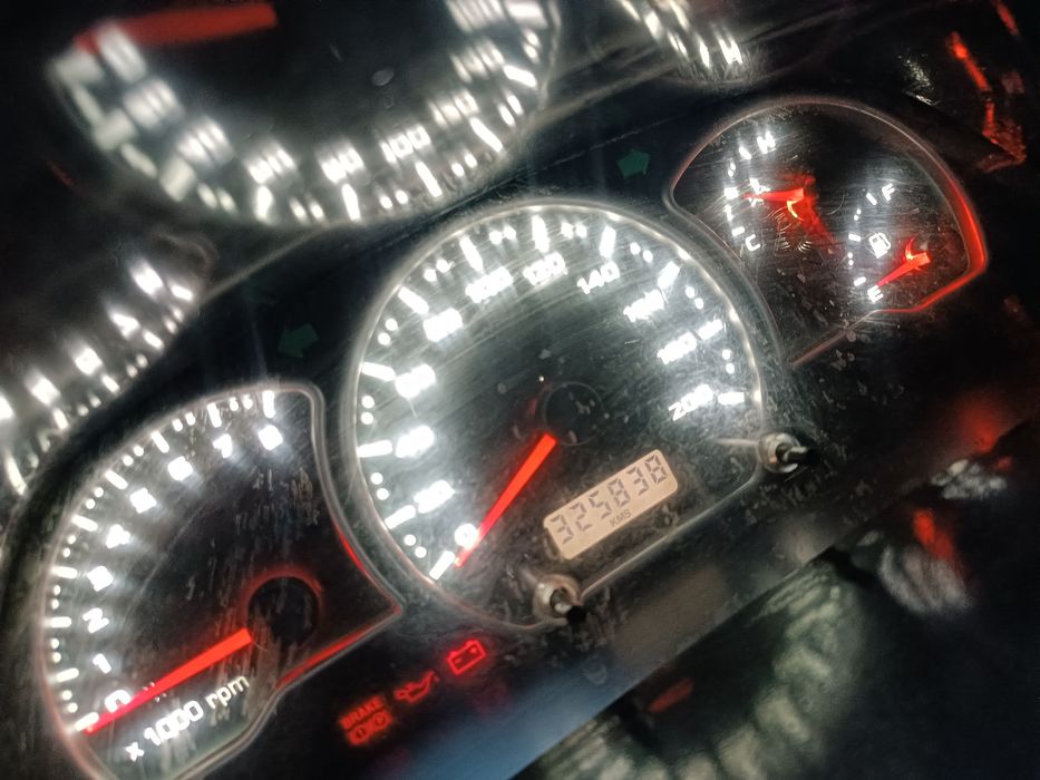 Nexia 2 16 mator zudlik bilan sotiladi olasiz minasiz