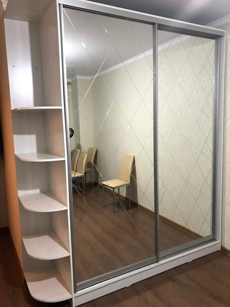 Шкаф-купе для одежды