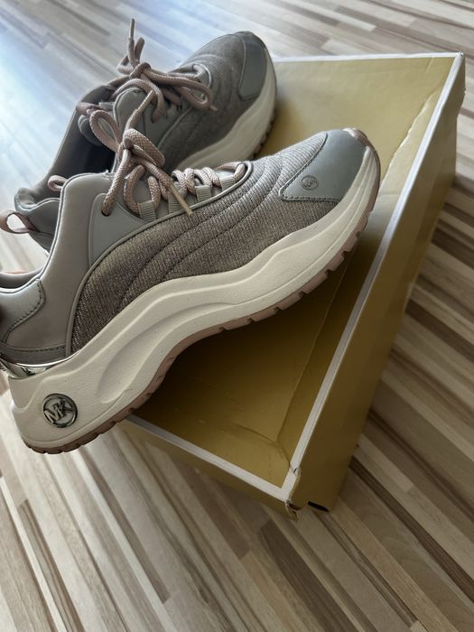 Оригинални обувки Michael Kors