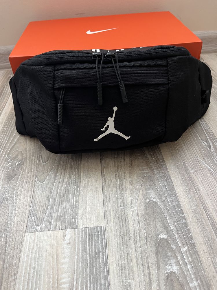 Чисто нова чанта Jordan