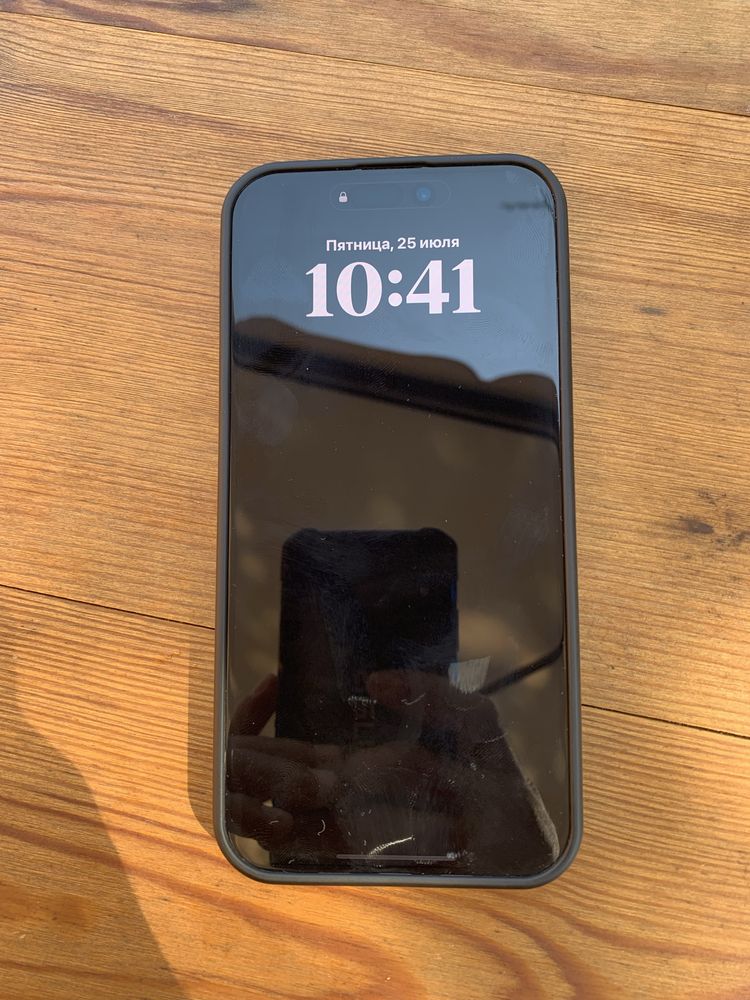 Продавам iPhone 15 Pro Max 1TB