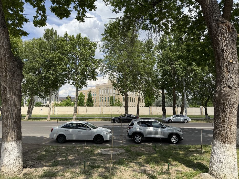 Юнусабад Посольство США Земля под застройку (Здание), 6 соток. 1 Линия