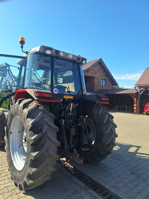 Tractor Massey ferguson 6255 cu încărcător John deere Fendt Valtra