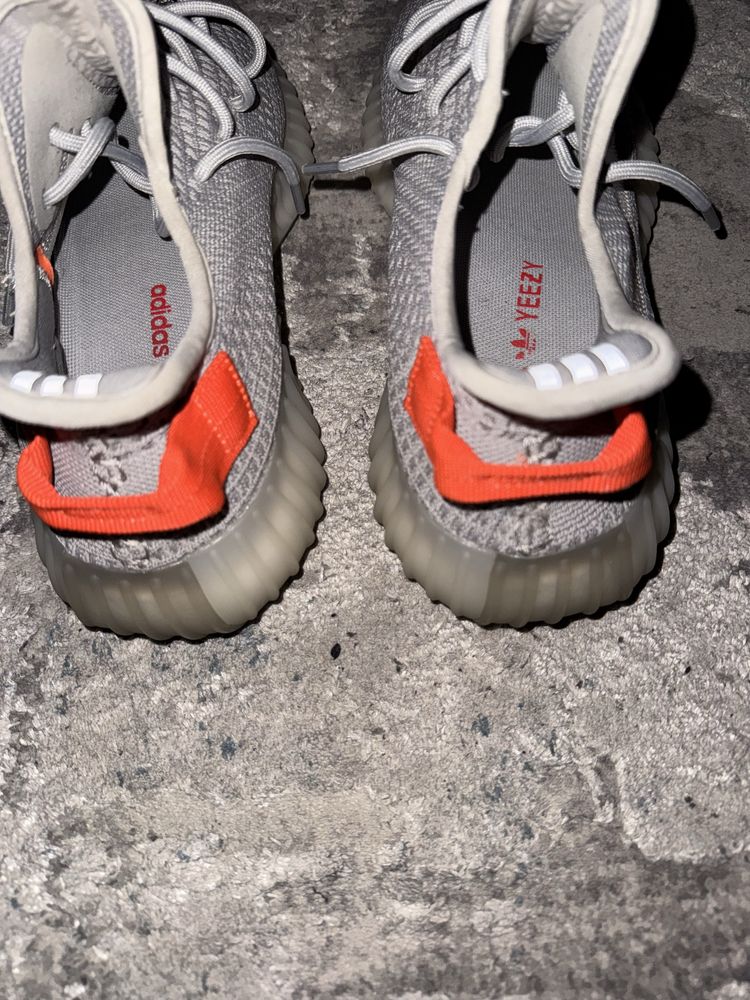 Adidas Yeezy Boost 350 v2