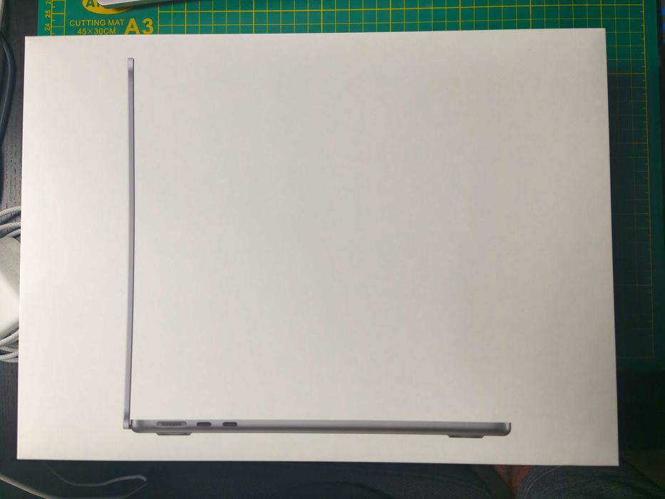 MacBook Air 13  M2, 8 GB, 256 SSD