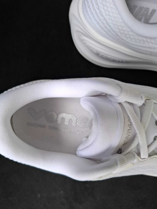 Нови маратонки Nike