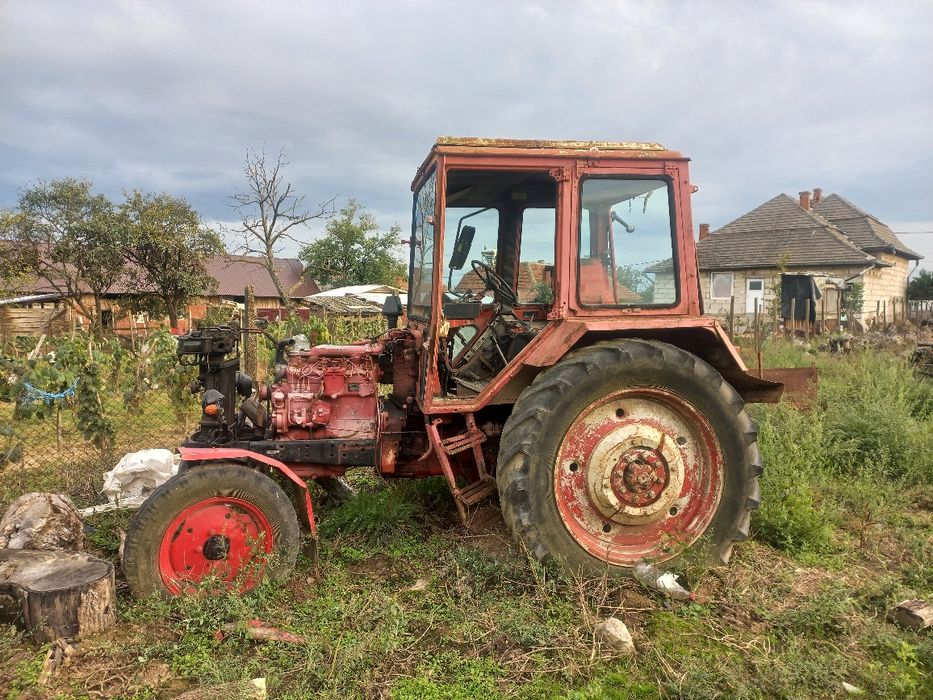 Tractor belarus 80