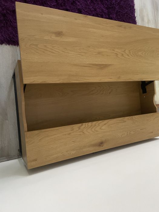 Vand masuta de cafea noua,cumparata de la magazin Jisk