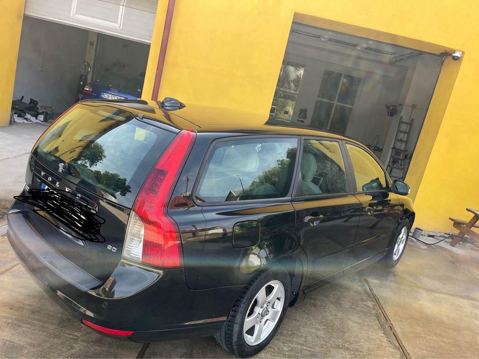 Vând  Volvo V 50