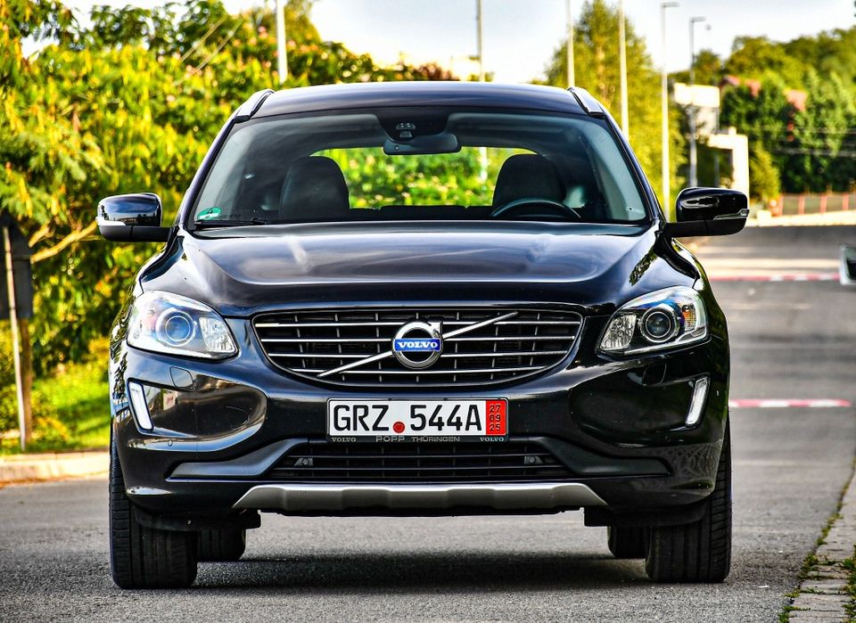 Volvo Xc60 D5 Awd 215 Cp Navi Automat Xenon Piele