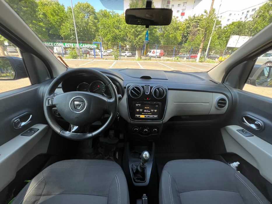 Dacia Lodgy 7 locuri 2013