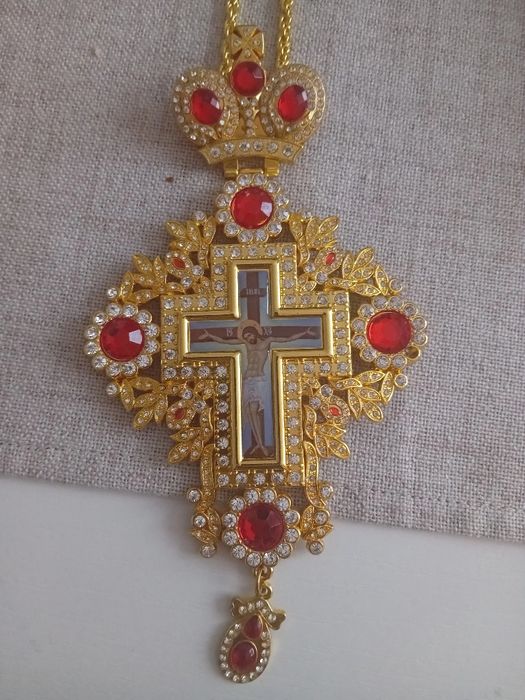 Cruci pectorale pentu peoti