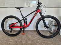 Full suspension Trek Fuel Ex 7  Aproape noua Cadru M/L 2024 Garantie