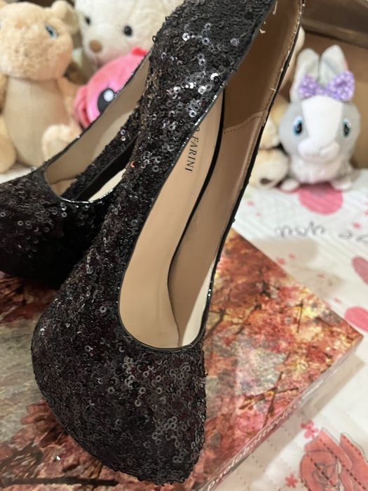 Чисто нови обувки