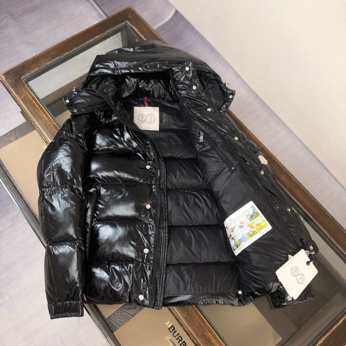 Geaca Moncler colectie noua